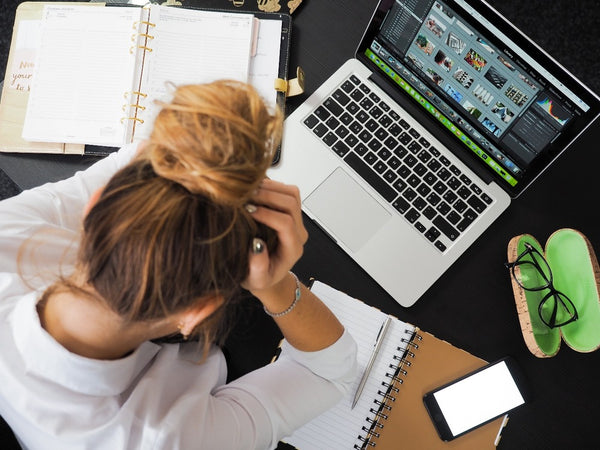 11 Signs You’re Stressed (But May Not Realize It!)